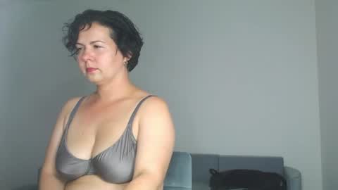 Snapshot of miradiaz chatting on July 21, 2026, 2:30 pm Meera online show from July 21, 2026, 2:30 pm