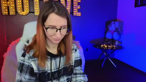 Snapshot of miralush chatting on December 13, 2024, 12:28 pm Mira online show from December 13, 2024, 12:28 pm