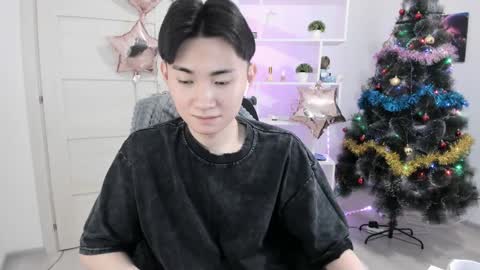              online show from December 25, 2024, 4:54 am
