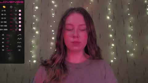 Snapshot of miranadevl chatting on December 11, 2024, 7:14 pm Kira online show from December 11, 2024, 7:14 pm