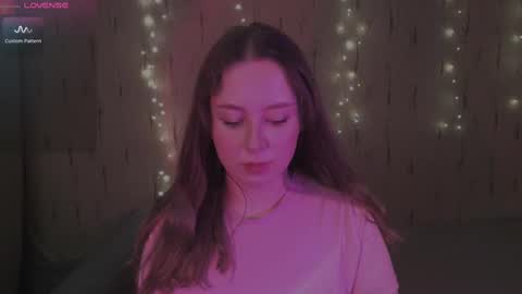 Snapshot of miranadevl chatting on February 10, 2025, 10:19 pm Kira online show from February 10, 2025, 10:19 pm