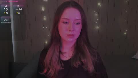 Snapshot of miranadevl chatting on March 6, 2025, 1:03 pm Kira online show from March 6, 2025, 1:03 pm