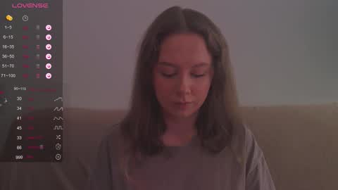 Snapshot of miranadevl chatting on October 21, 2025, 8:04 am Kira online show from October 21, 2025, 8:04 am