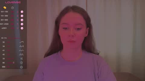 Snapshot of miranadevl chatting on November 12, 2025, 11:43 am Kira online show from November 12, 2025, 11:43 am