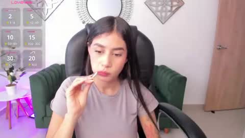 miranda_crawfor online show from July 30, 2026, 9:14 pm