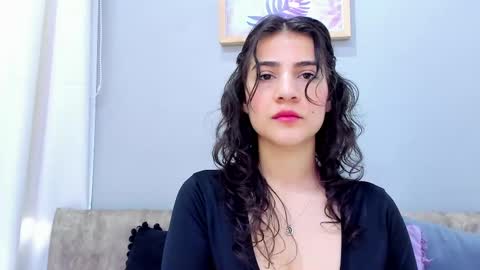 Snapshot of miranda_doll_ chatting on February 28, 2025, 12:09 pm online show from February 28, 2025, 12:09 pm