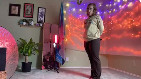 Miranda Flowers online show from February 24, 2026, 5:38 am