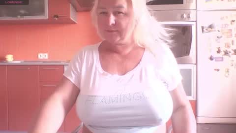 Snapshot of miranda_robinson chatting on June 25, 2026, 3:28 am Miranda online show from June 25, 2026, 3:28 am