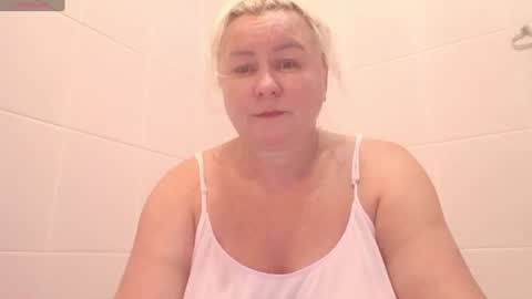 Snapshot of miranda_robinson chatting on July 20, 2026, 9:01 am Miranda online show from July 20, 2026, 9:01 am