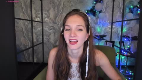 Snapshot of mirandaglow chatting on January 9, 2025, 8:45 am Miranda online show from January 9, 2025, 8:45 am