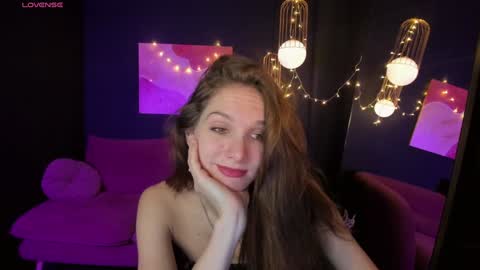 Snapshot of mirandaglow chatting on January 13, 2025, 8:47 am Miranda online show from January 13, 2025, 8:47 am