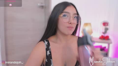 Snapshot of mirandajohnson_ chatting on September 25, 2025, 5:16 pm Miranda online show from September 25, 2025, 5:16 pm