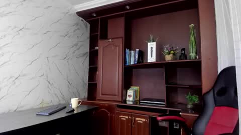 Snapshot of mirandarossi chatting on October 2, 2025, 2:51 am Miranda online show from October 2, 2025, 2:51 am