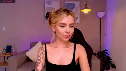 Miranda Shaw online show from January 13, 2025, 11:49 pm