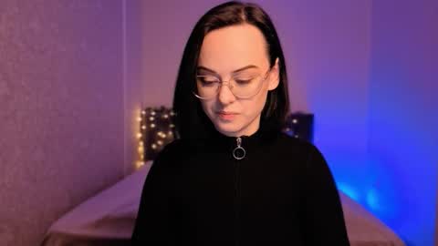 MiraSkyy online show from January 7, 2026, 7:49 pm