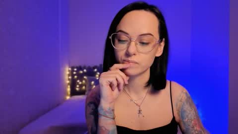 MiraSkyy online show from March 4, 2026, 9:32 pm