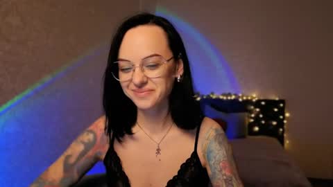 MiraSkyy online show from May 18, 2026, 7:31 pm