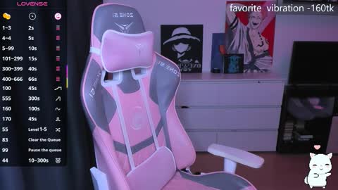 Kira online show from December 19, 2025, 9:11 pm