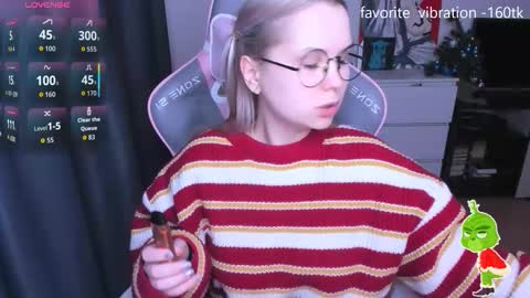 Kira online show from January 18, 2026, 11:52 pm