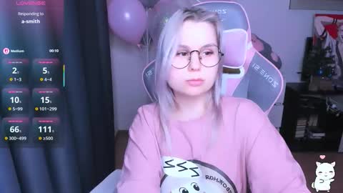 Kira online show from February 4, 2026, 8:14 pm