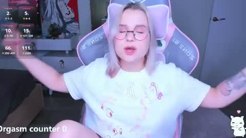 Kira online show from July 9, 2026, 5:28 pm