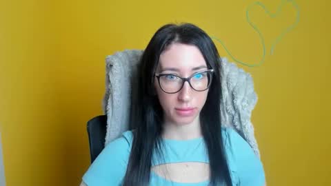 Snapshot of miriam_candyy chatting on November 27, 2025, 12:07 pm Mariam online show from November 27, 2025, 12:07 pm
