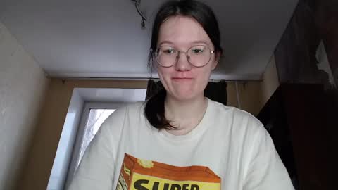 Snapshot of miriamor chatting on January 27, 2025, 7:35 am Mira online show from January 27, 2025, 7:35 am