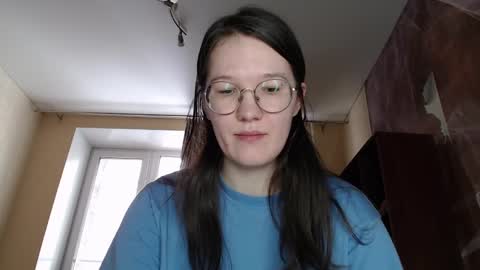 Snapshot of miriamor chatting on February 6, 2025, 7:02 am Mira online show from February 6, 2025, 7:02 am