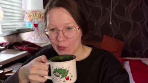 Mira online show from October 13, 2025, 7:52 am