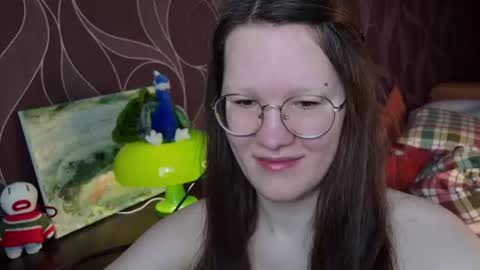 Snapshot of miriamor chatting on July 5, 2026, 7:48 am Mira online show from July 5, 2026, 7:48 am