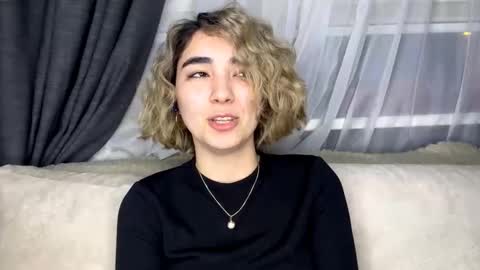 Snapshot of mirko_or_miruko chatting on March 19, 2026, 7:29 pm Miru online show from March 19, 2026, 7:29 pm