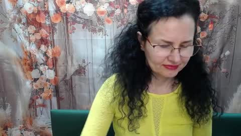 Miroslava Happi online show from April 5, 2026, 5:26 am