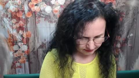 Miroslava Happi online show from April 16, 2026, 5:52 am