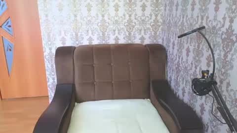 Snapshot of mirrash chatting on January 15, 2025, 9:45 am Anna online show from January 15, 2025, 9:45 am