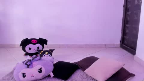 Misa Independent model online show from December 19, 2024, 5:40 pm