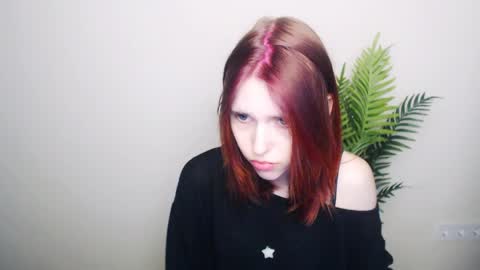 misaki_chan_ online show from April 26, 2026, 8:39 pm