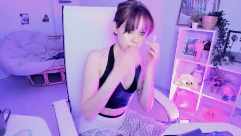 Snapshot of misapage chatting on March 12, 2025, 7:06 pm Misa online show from March 12, 2025, 7:06 pm