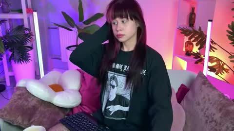 Snapshot of misapage chatting on October 6, 2025, 12:08 am Misa online show from October 6, 2025, 12:08 am