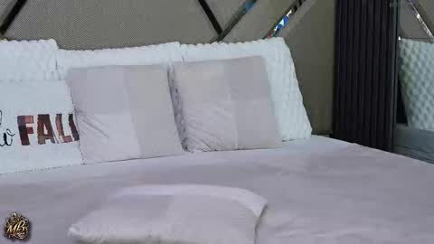 MishaBrizo online show from November 20, 2025, 5:18 am