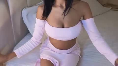 Snapshot of mishelle___7 chatting on June 12, 2026, 2:16 pm Shell online show from June 12, 2026, 2:16 pm