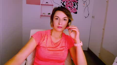 Snapshot of mishelle_blondie chatting on July 7, 2026, 11:36 am Mishelle online show from July 7, 2026, 11:36 am