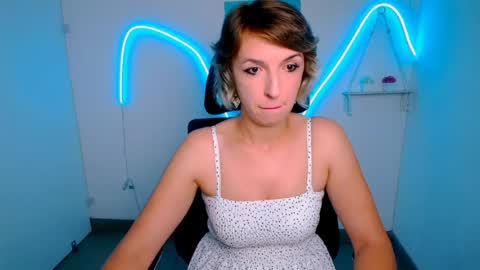 Snapshot of mishelle_blondie chatting on July 13, 2026, 11:46 am Mishelle online show from July 13, 2026, 11:46 am