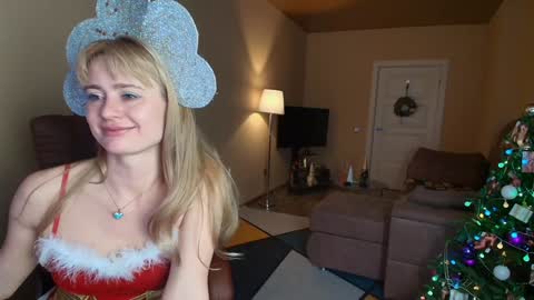 Snapshot of miss4motivated chatting on January 1, 2025, 4:18 pm Kris online show from January 1, 2025, 4:18 pm