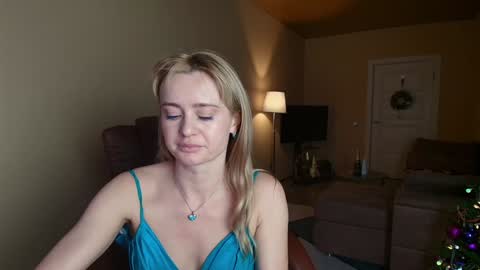 Snapshot of miss4motivated chatting on January 2, 2025, 3:29 pm Kris online show from January 2, 2025, 3:29 pm