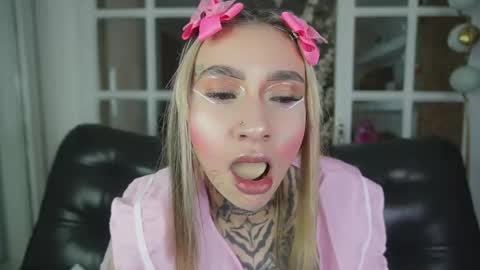 miss___angel online show from February 23, 2026, 11:07 am