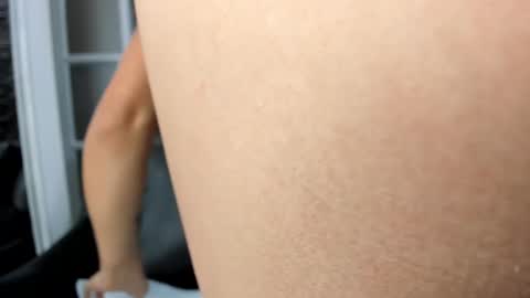 Snapshot of miss___evangeline chatting on February 19, 2025, 8:55 am Evangeline online show from February 19, 2025, 8:55 am