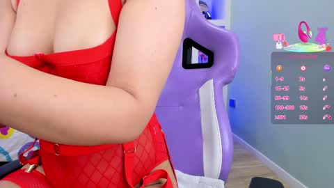 Snapshot of miss___megan chatting on March 4, 2025, 8:46 am Megan online show from March 4, 2025, 8:46 am