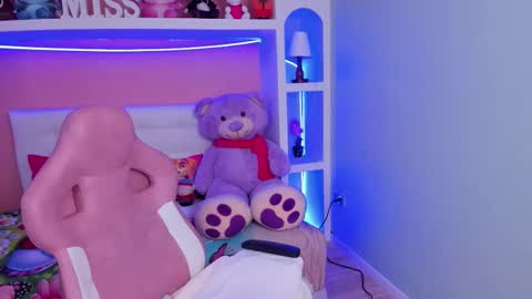 Megan online show from February 28, 2026, 2:12 am