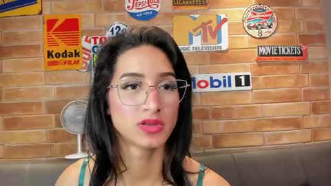 Salome online show from April 18, 2026, 7:58 pm
