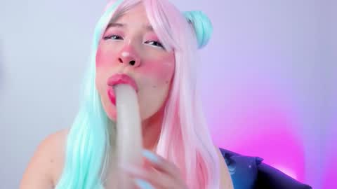 Snapshot of miss__daphne chatting on October 9, 2025, 2:42 am Daphne online show from October 9, 2025, 2:42 am